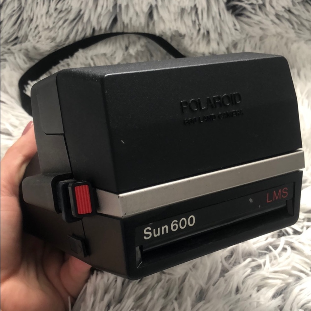 Vintage Polaroid Sun 600 LMS (land camera)